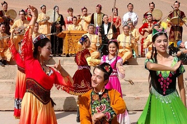 Silk Road Classic Tour from Urumqi to Xian