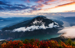 The Three Gorges: Beyond Time and Space