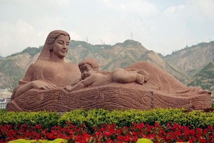 Yellow River Mother Sculpture