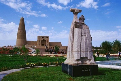 Sugong Minaret
