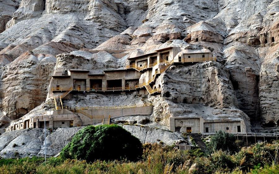 Kizil Grottoes