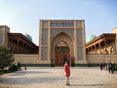Lesley in Uzbekistan
